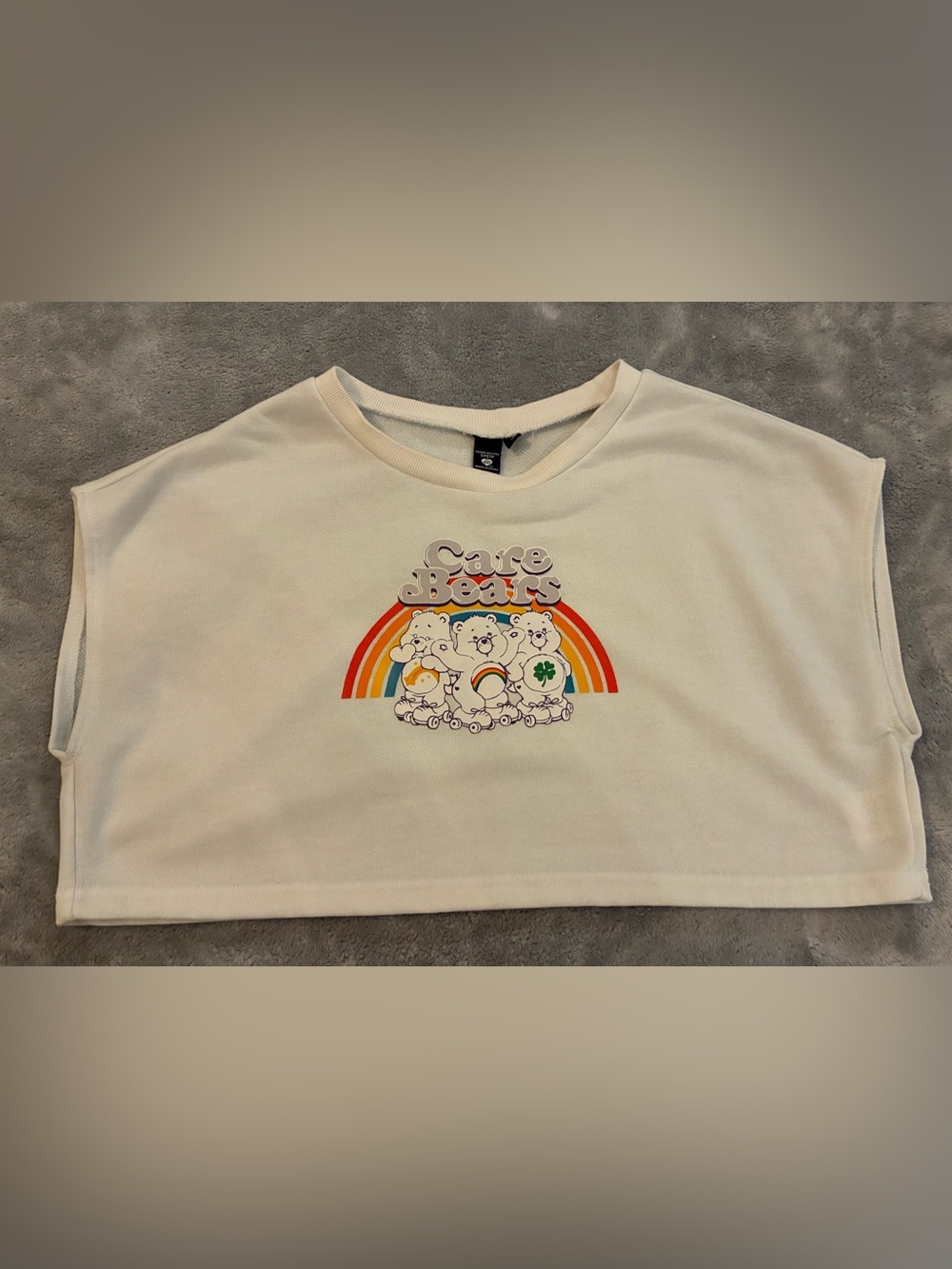 Women’s SHEIN White Care Bears Graphic Cropped Tank Size Small